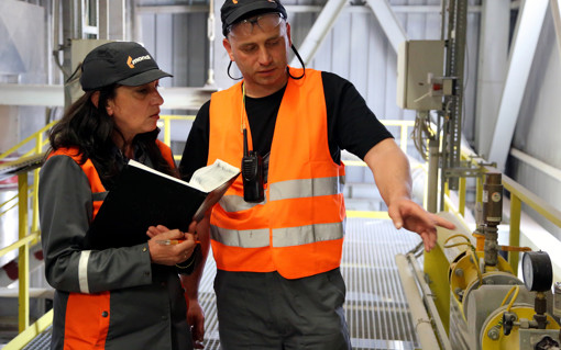 Two production workers on the shopfloor